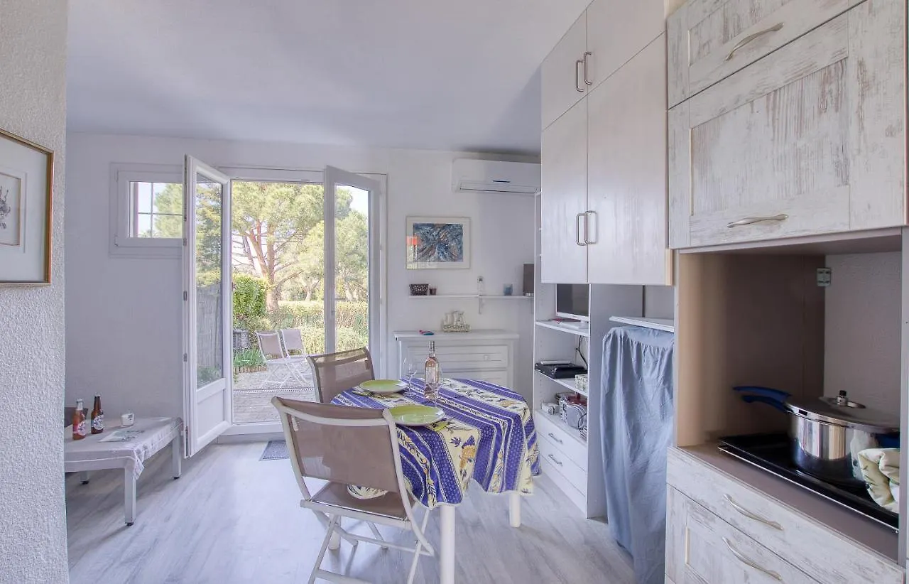 Les Terrasses De Giens Apartment Hyeres